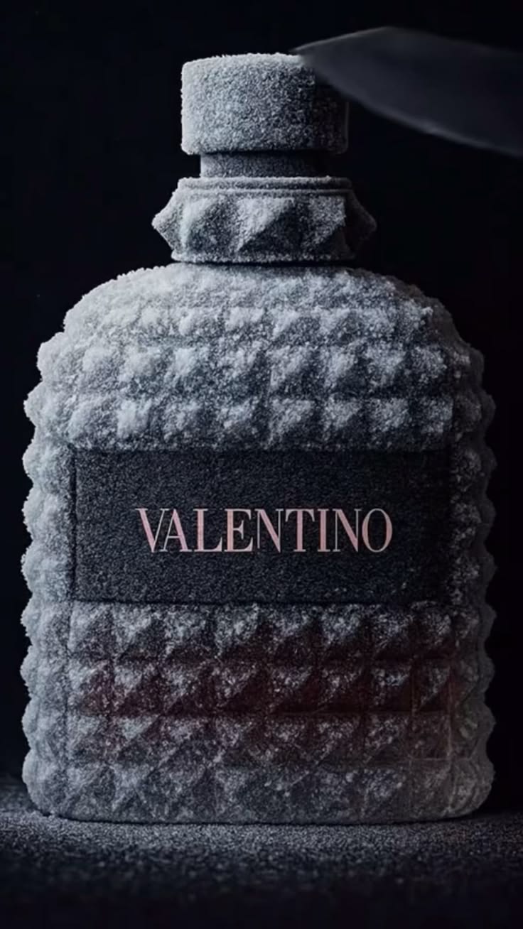 VALENTINO BORD IN ROMA
